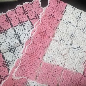 Set of Four Doilies / runner pink white crochet
